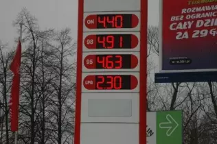 Ceny paliw nieustannie pną się w górę