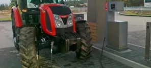 Traktor z gazodieslem