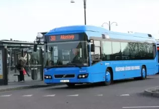 Hybrydowa wersja bardzo popularnego autobusu miejskiego - Volvo 7700 