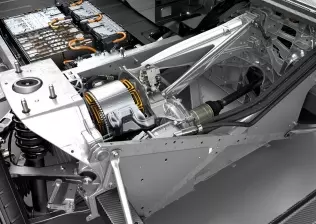 BMW i3 - silnik i akumulator