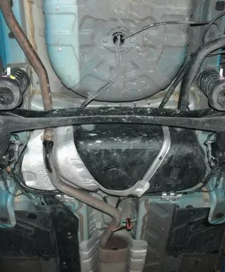 Podwozie samochodu z instalacją LPG
