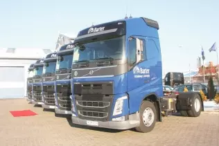 Ciągniki Volvo w barwach Barter SA