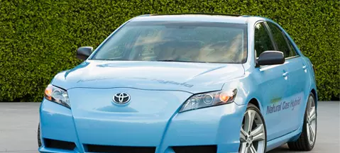 Toyota CNG Camry Hybrid Concept - hybryda z ziemi