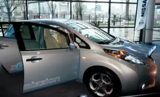 Nissan Leaf zaprasza do bliższego poznania w salonie