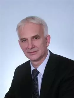 Andrzej Olechowski dyrektor POGP