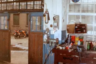 Siedziba firmy przy ul. Kilińskiego 125 (1993 r.)