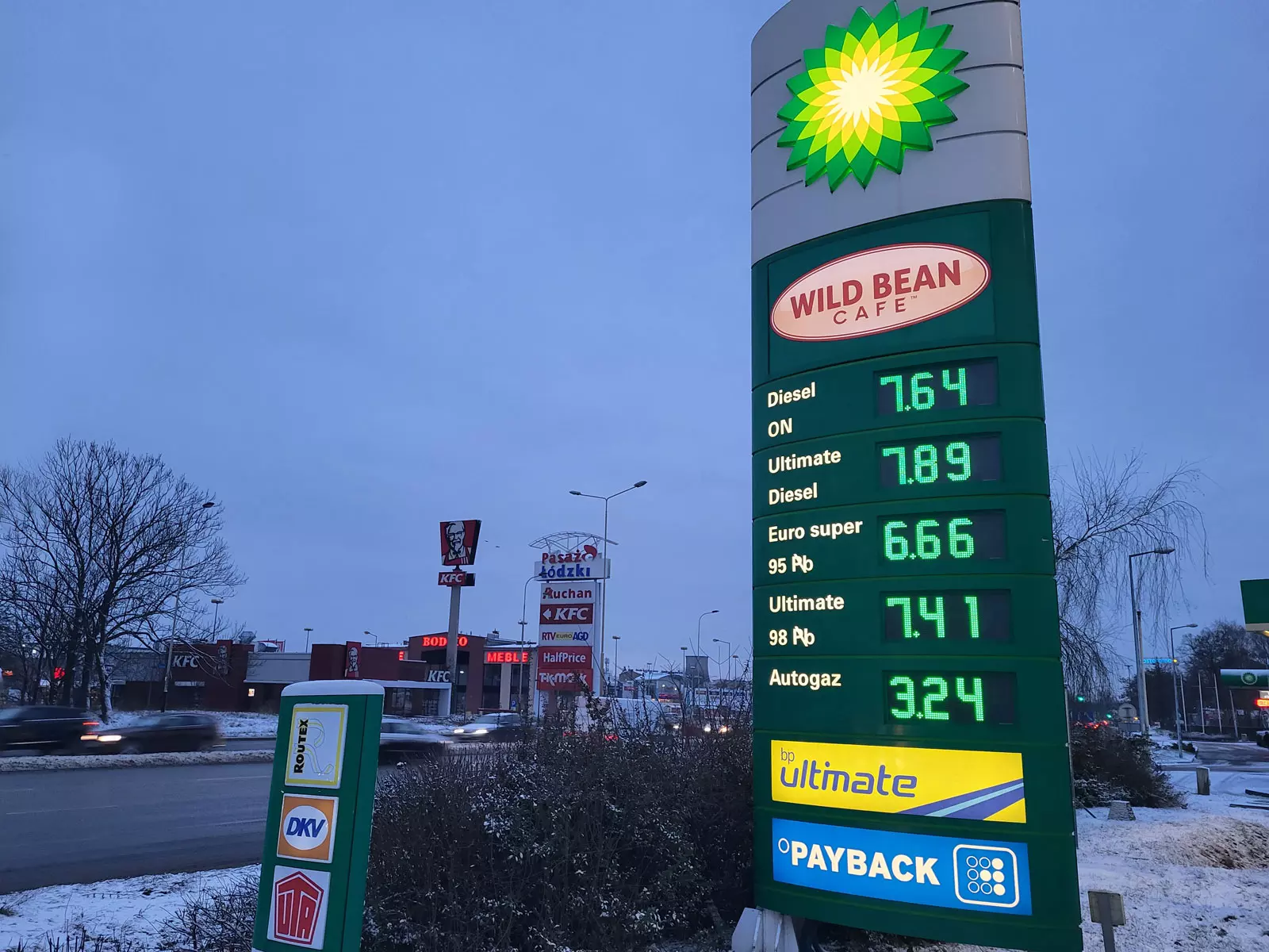Przełom stycznia i lutego 2023 r.  - ceny paliw w górę