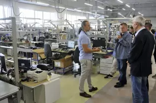 Wydział produkcji sterownik&oacute;w firmy KME