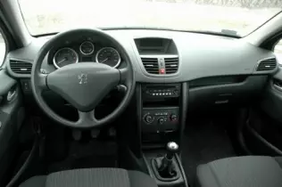 Peugeot 207 - wnętrze
