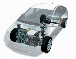 Toyota Prius stała się już synonimem samochodu hybrydowego. Ten produkowany od 1997 r. samochód doczekał się już 3 wersji i wykorzystuje szeregowo-równoległy, hybrydowy układ napędowy