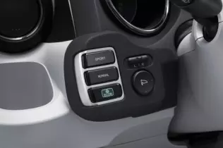 Fit EV - trzy przyciski na desce rozdzielczej, które w okamgnieniu zmieniają temperament małej Hondy