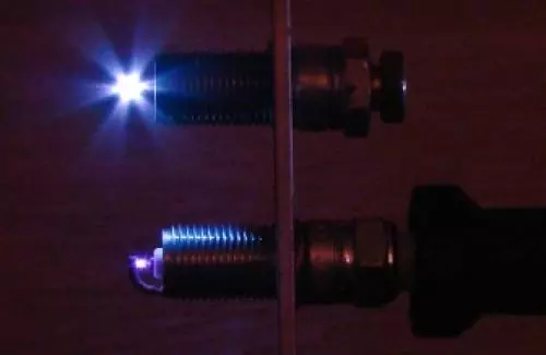 laser a świeca tradycyjna