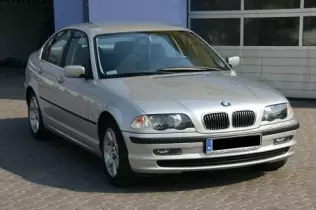 BMW 3 cały
