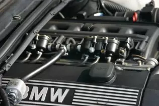 BMW 3 silnik i omegas d