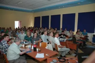 Prawie setka obecnych w&nbsp;KME montażyst&oacute;w potwierdza konieczność organizowania szkoleń i&nbsp;warsztat&oacute;w