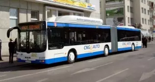 Autobus MAN Lion's City G przed Urzędem Miasta Gdyni