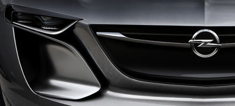Opel Monza Concept - drzwi do przyszłości