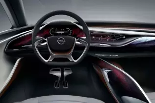 Opel Monza Concept - deska rozdzielcza
