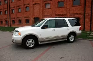 Ford Expedition II generacji