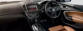 Vauxhall Insignia - deska rozdzielcza
