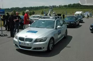 Samojezdny pojazd eksperymentalny na bazie BMW serii 3
