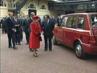 Taksówka Metrocab konwertowana na LPG używana przez księcia Filipa – męża królowej Elżbiety II (7 maja 1998 r.)
