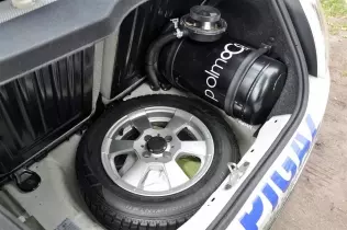 Fiat 500 gazodiesel - koło zapasowe i zbiornik LPG w bagażniku