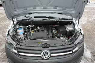 Volkswagen Caddy LPG - komora silnika