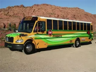 Gazowy autobus szkolny w USA