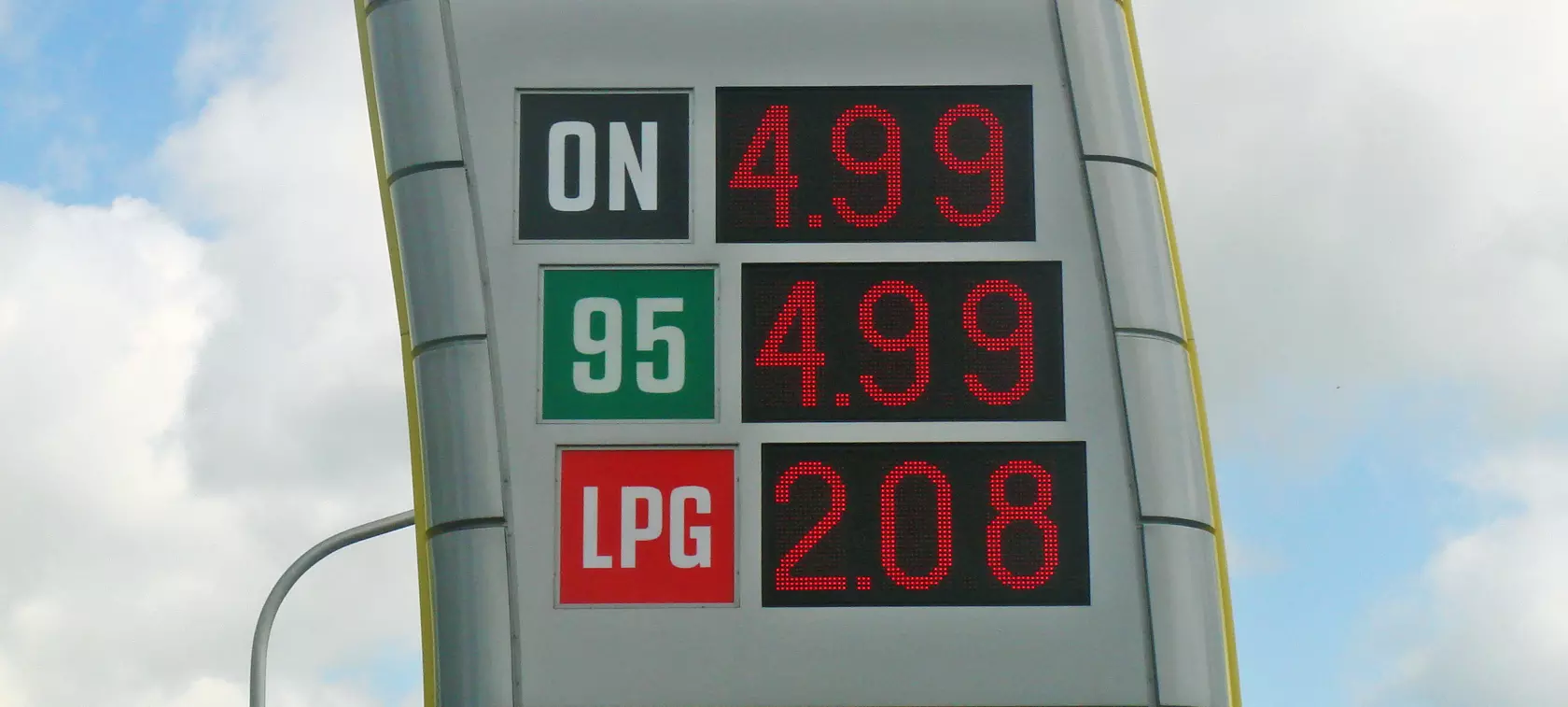 Prawie 2,9 zł pomiędzy LPG a benzyną