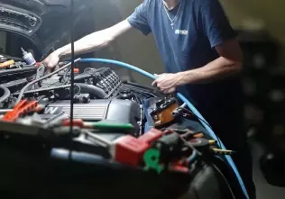 Montaż instalacji LPG w 6-cylindrowym silniku BMW