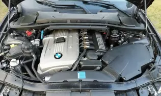 Silnik N52B30A w BMW 330i z zamontowaną instalacją LPG STAG QMAX Plus