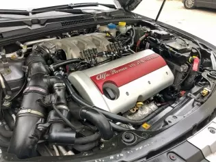 Silnik 3.2 JTS w komorze silnikowej Alfy Romeo 159 z instalacją LPG STAG 400 DPI