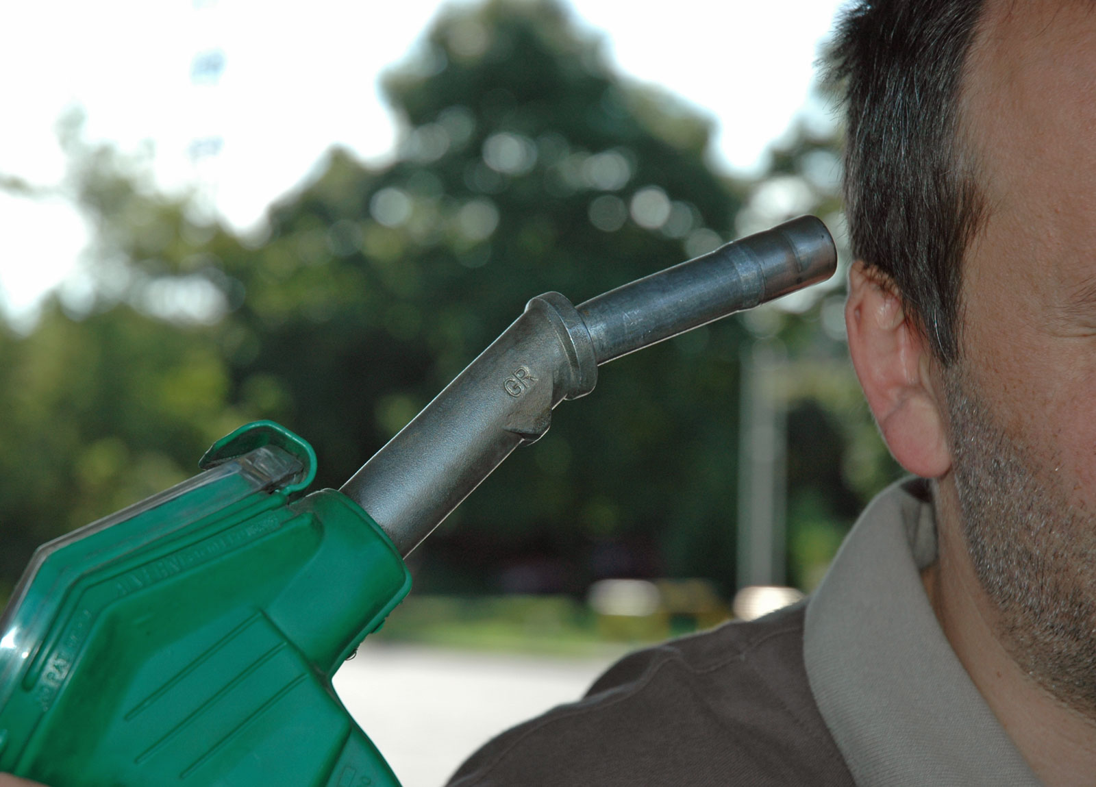 Benzyna coraz droższa, LPG minimalnie w dół