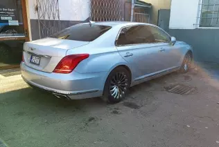 Genesis G90 z&nbsp;silnikierm 3.3 T-GDi V6 (G6DP)