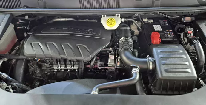 Forthing U-Tour LPG &ndash; komora silnikowa