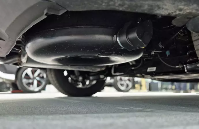 Forthing U-Tour &ndash; zbiornik LPG