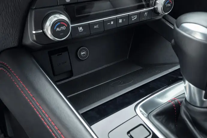 Mazda CX-5 z&nbsp;LPG BRC Sequent Maestro &ndash; przełącznik gaz/benzyna