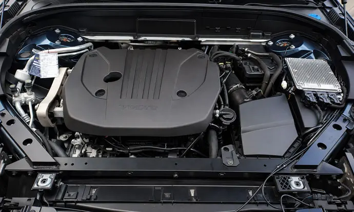 Instalacja gazowa BRC Sequent Maestro w&nbsp;komorze silnikowej Volvo XC60 z&nbsp;2025 r. (silnik B420T2)