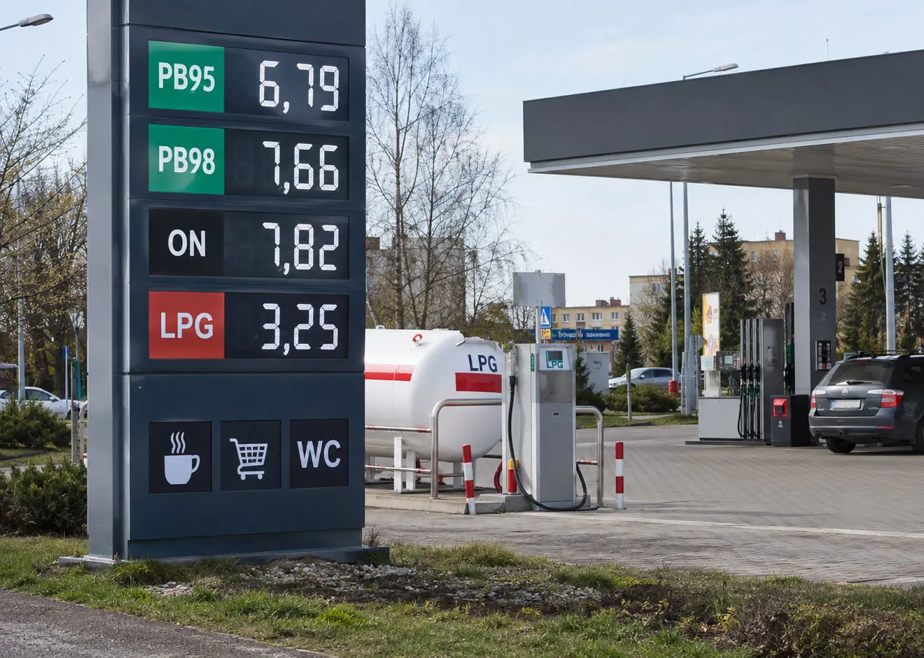CPN 3.0 - benzyna i diesel taniej, LPG znowu poza programem