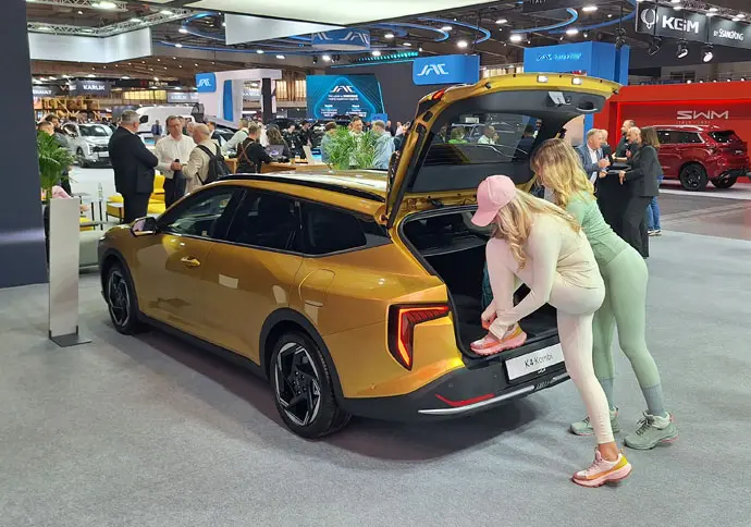 Kia K4 kombi na Poznań Motor Show 2026