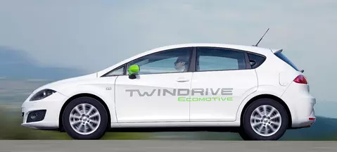 Seat Leon TwinDrive Ecomotive - reaktywacja hybrydyzacji